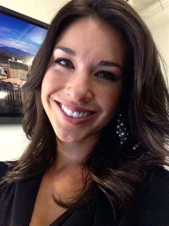 Ana Cabrera Bio, Age, CNN, Ethnicity, Height, Family, Parents, Husband