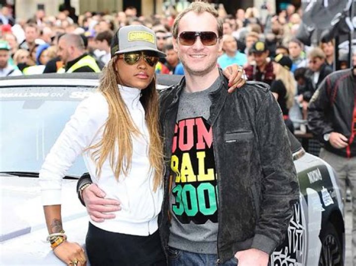 Eve and Maximillion Cooper's Relationship Timeline