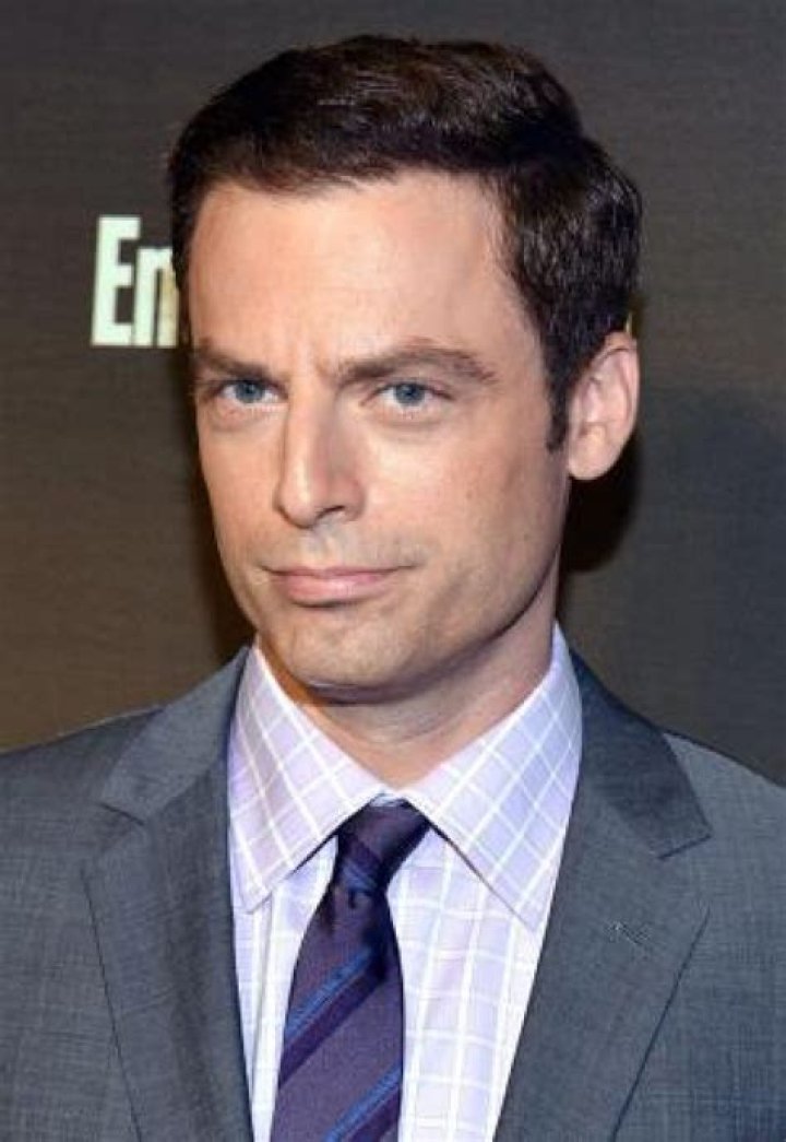 Justin Kirk Age, Net Worth, Married, Wife, Children, Bio & Wiki