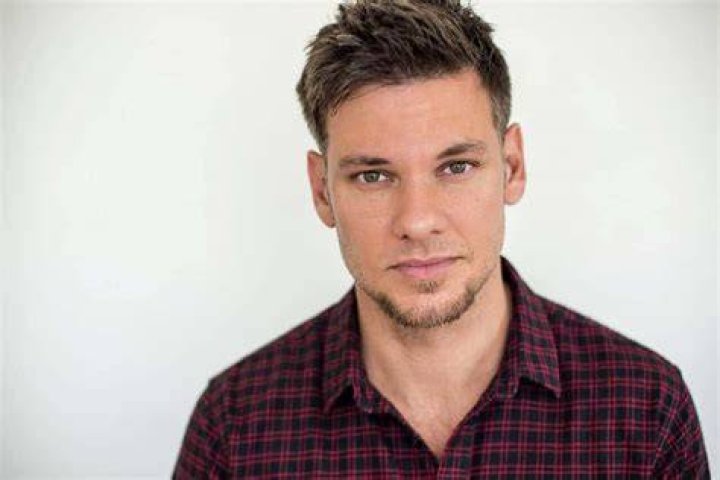 Theo Von Wiki, Bio, Age, Career, Net Worth, Wife, Dad, Family