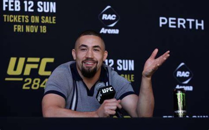 UFC Robert Whittaker on his tattoo, father, children